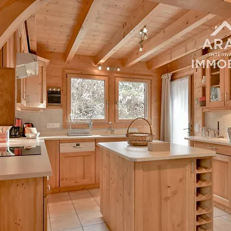 4 Etoiles Au Pied Des Pistes, Terrasse Ensoleillee, Proche Commerces, 16 Pers., 6 Ch. - Fr-1-391-33 Chalet *