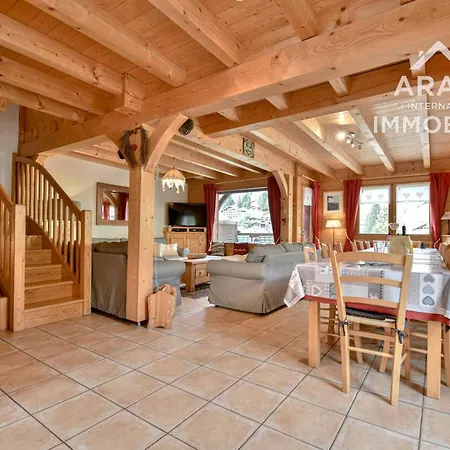 4 Etoiles Au Pied Des Pistes, Terrasse Ensoleillee, Proche Commerces, 16 Pers., 6 Ch. - Fr-1-391-33